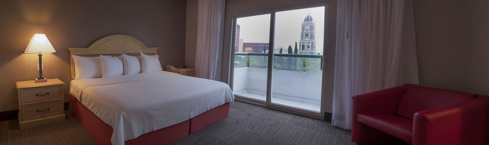 Everest Ciudad Victoria Extérieur photo