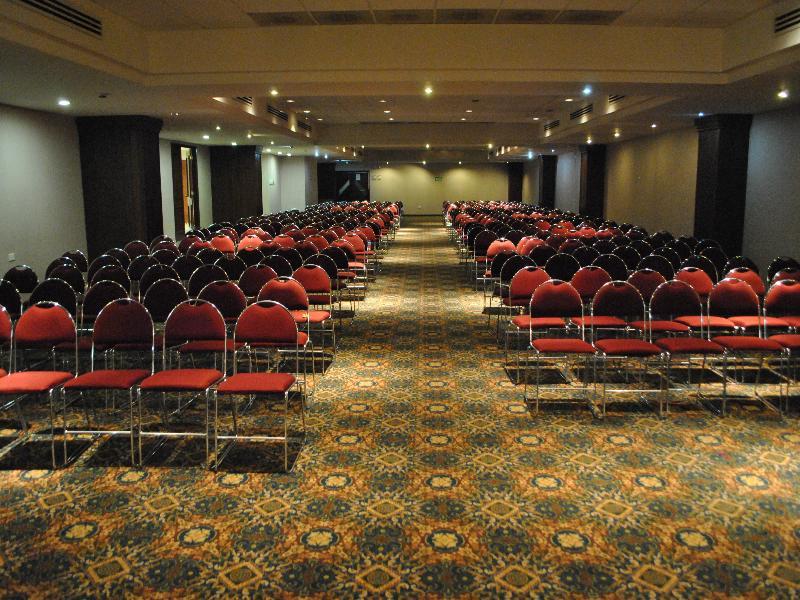 Everest Ciudad Victoria Extérieur photo