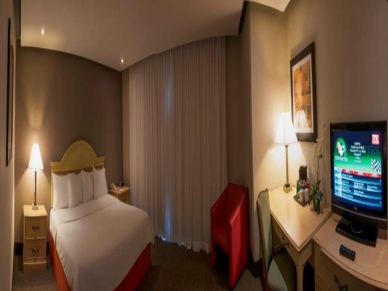 Everest Ciudad Victoria Extérieur photo